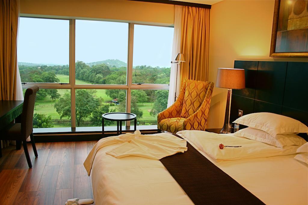 Mount Meru Hotel Arusha Room photo