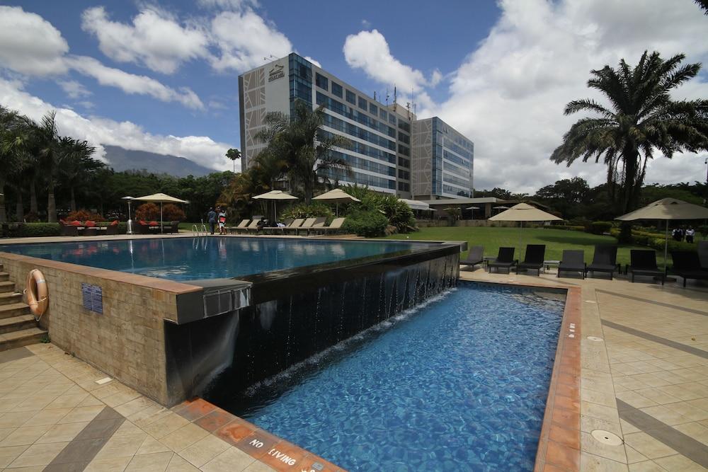 Mount Meru Hotel Arusha Exterior photo